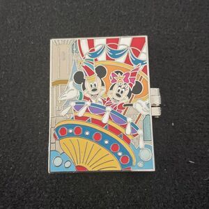 Mickey & Minnie on air balloon hinged LE 3000 WDW passholder pin Disney